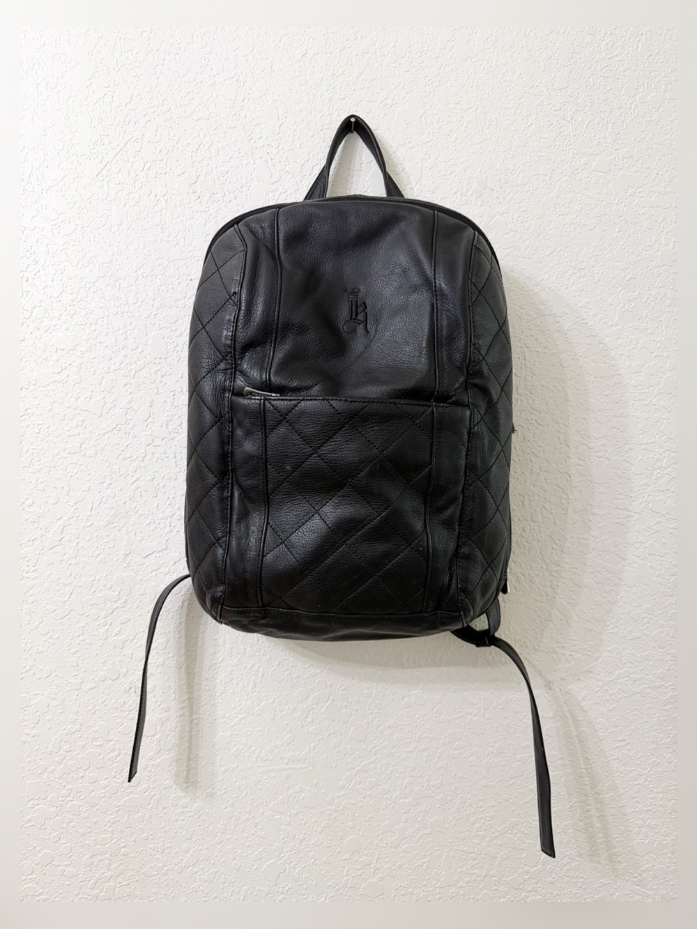 Links and Kings Quilt Leather Backpack Black